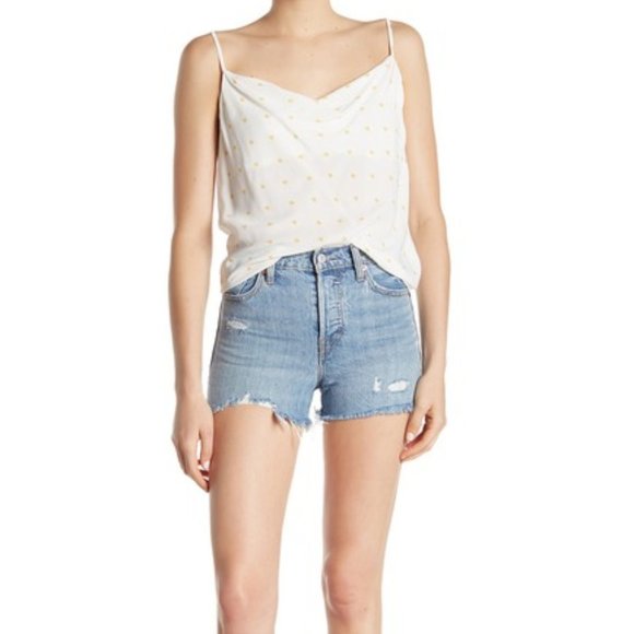 NEW Levi's Distressed & Frayed Denim Wedgie Shorts - Picture 1 of 3